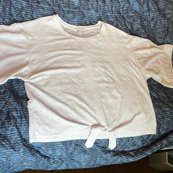 Adorable white eyelet waist-tie top! Worn only once. - Picture 1 of 16